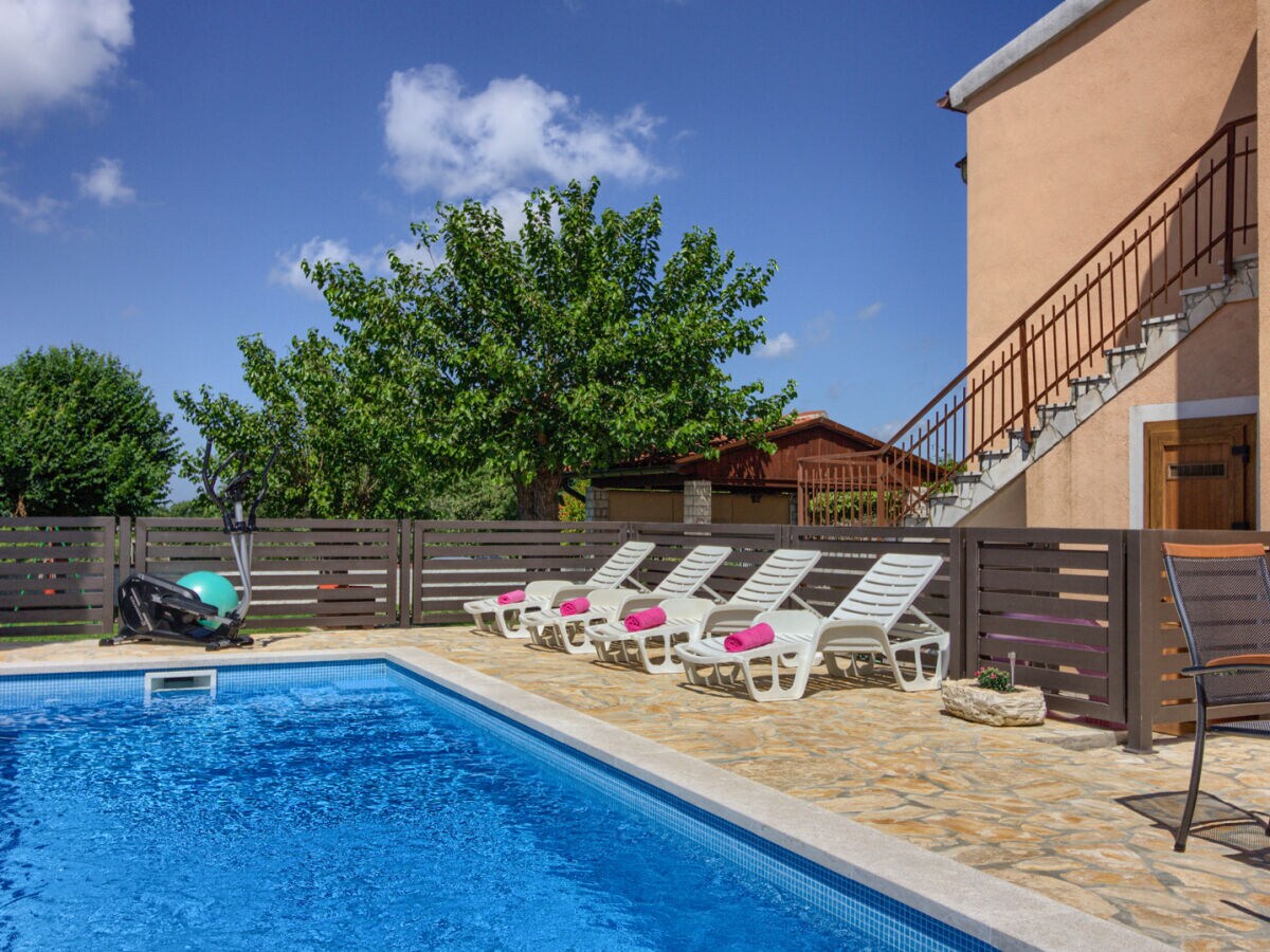 Villa Sani with private pool near Pula
