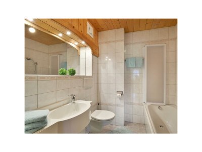 Apartment App."Unterberg 6" /Wohn-Schlafraum/DU,WC,Bal - Features photo 13