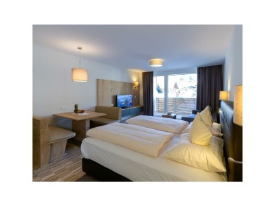 Apartment App. "Kat. I"- Wohn/Schlafraum, Doppelbett-Couch - Features photo 15