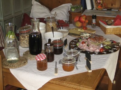 Holiday room Doppelzimmer mit Dusche, WC,TV,Balkon - Features photo 13