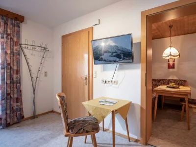 Apartment Apartment I / Wohn-Schlafraum/Dusche, WC - Features photo 13