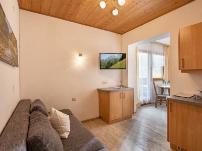 Holiday room DZ mit Dusche/WC, TV, Balkon - Features photo 10