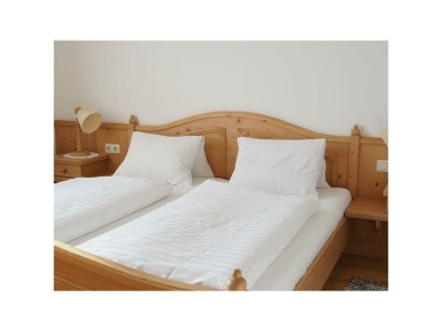 Apartment Apartment"2" -1 Schlafraum/Du/WC,Blk,Erker - Features photo 13