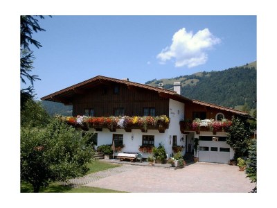 Holiday room Einzelzimmer mit Dusche,WC,TV - Outdoor photo 2