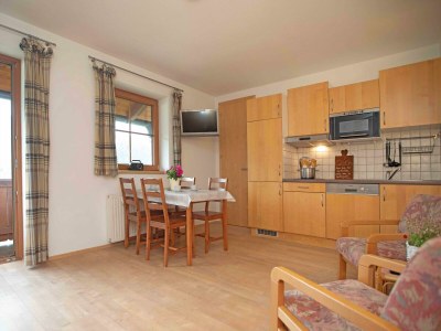 Apartment Lamplhofsuite/1 Schlafr./DU/Whirlbad, - Features photo 12