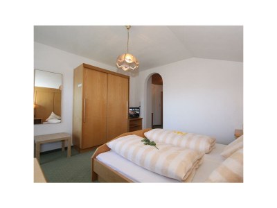 Holiday room Doppelzimmer mit Dusche, WC, Balkon - Features photo 11