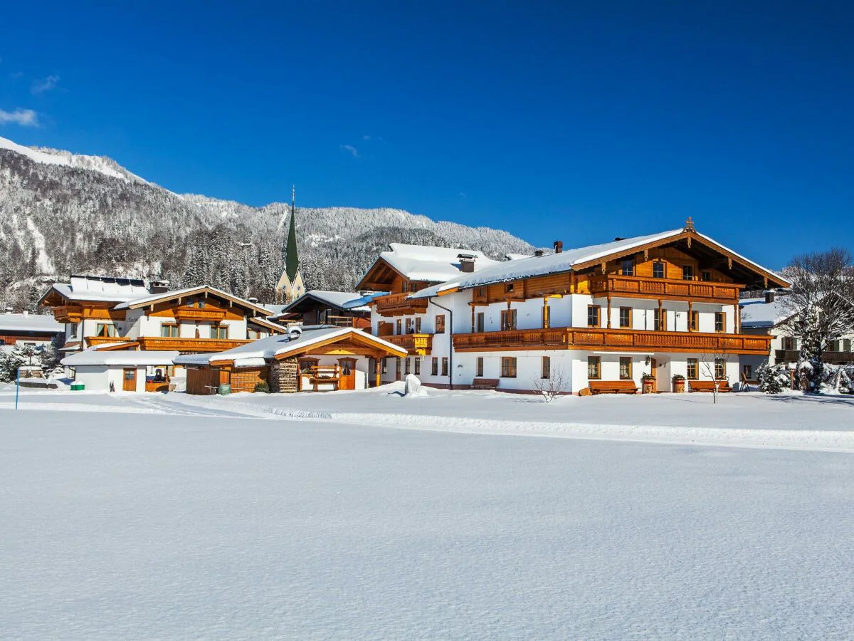 Apartment Apartment/ Schlafzimmer /Dusche/ WC,Blk,Kachelofen - Outdoor photo 3