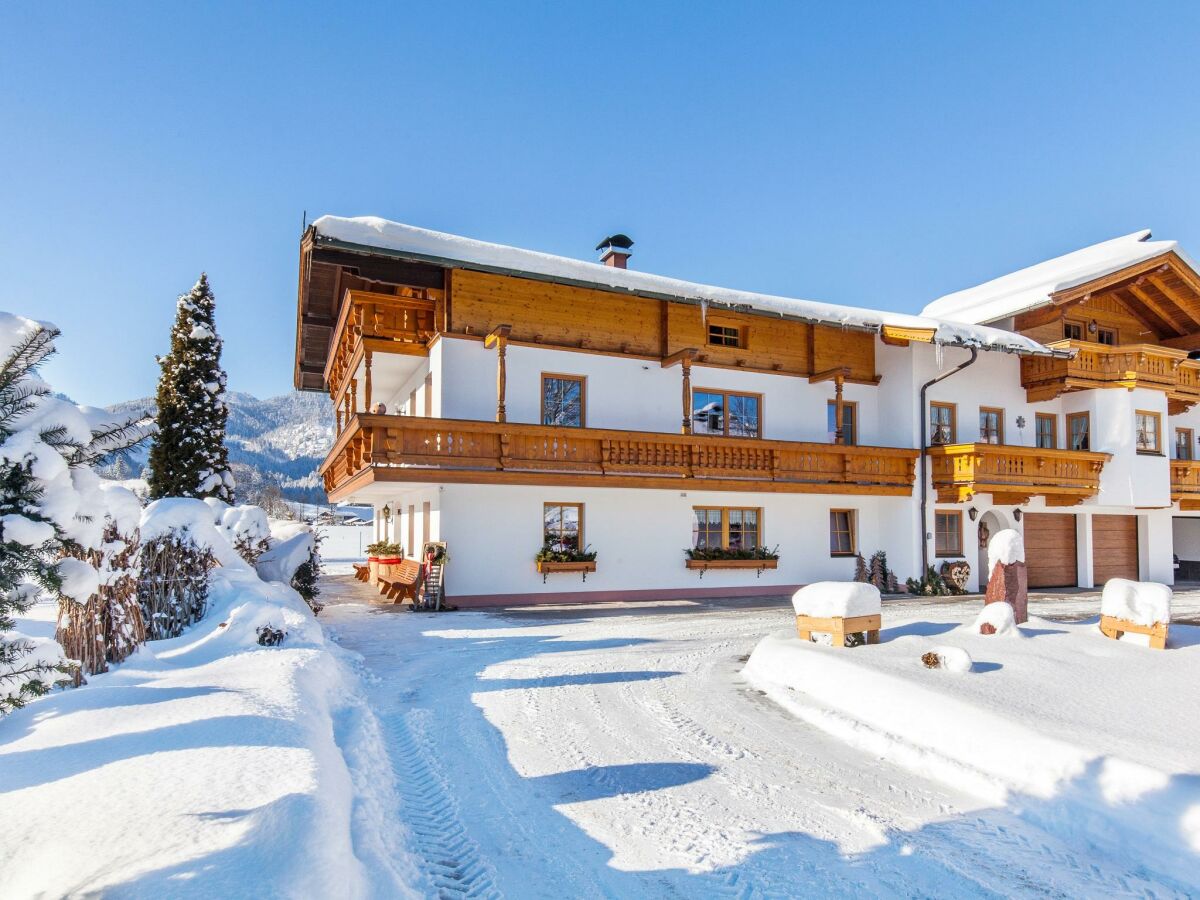 Apartment Apartment/ Schlafzimmer /Dusche/ WC,Blk,Kachelofen - Outdoor photo 4