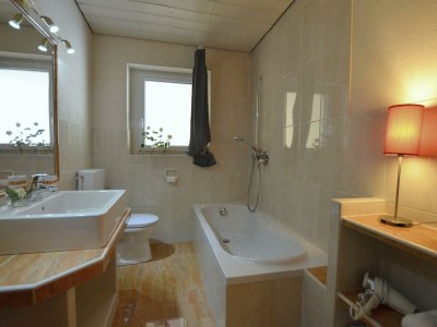 Apartment Ap."Kaiserblick"/1 Schlafr./Dusche, Bad, - Features photo 26