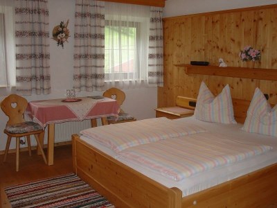 Holiday room DZ "3" - DU/WC,Kühlschrank,TV, - Features photo 11