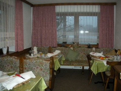 Holiday room Doppelzimmer mit Wohnecke, Du/WC,TV,Balkon - Features photo 17