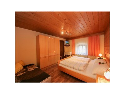 Holiday room Doppelzimmer, Dusche und Bad, WC, Bergseite - Outdoor photo 7