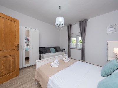 Holiday house Marcela - Features photo 78