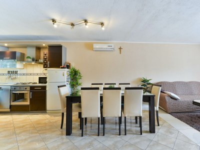 Holiday house Meri - Features photo 22