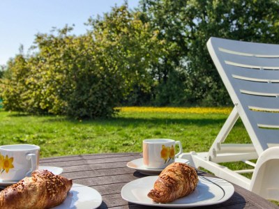 Villa Nezakcij with pool and garden - Outdoor photo 7