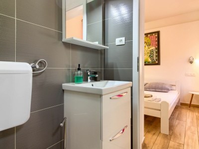 Villa Nezakcij with pool and garden - Features photo 27