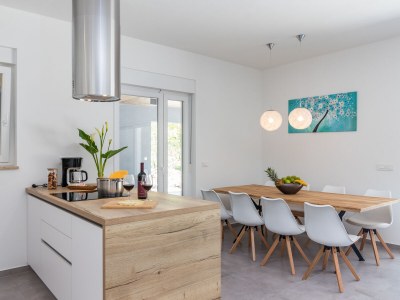 Villa Sanivaro with heated pool and whirlpool - Features photo 16