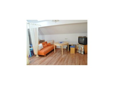 Apartment Apartment/Wohn-Schlafraum/Dusche, WC - Features photo 31