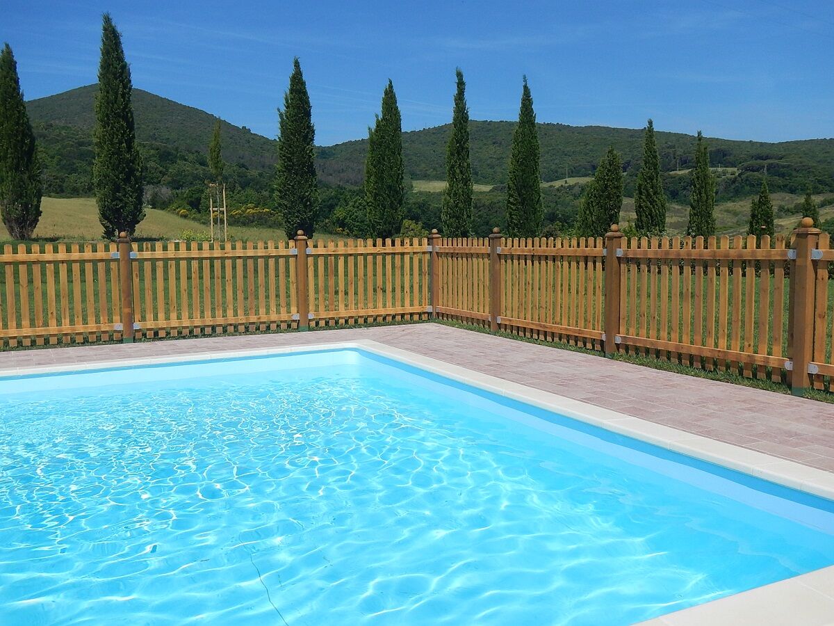 Holiday house Holiday home Fattoria Cipressi, 10 km from the sea, vineyard, Tuscan flair! - Outdoor photo 3