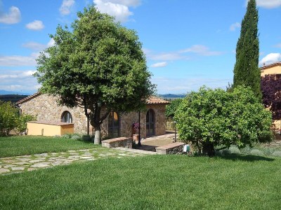 Holiday house Holiday home Fattoria Cipressi, 10 km from the sea, vineyard, Tuscan flair! in Rosignano Marittimo , Livorno - Holiday house
