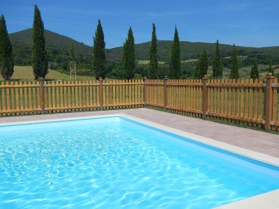 Holiday house Holiday home Fattoria Cipressi, 10 km from the sea, vineyard, Tuscan flair! - Outdoor photo 3