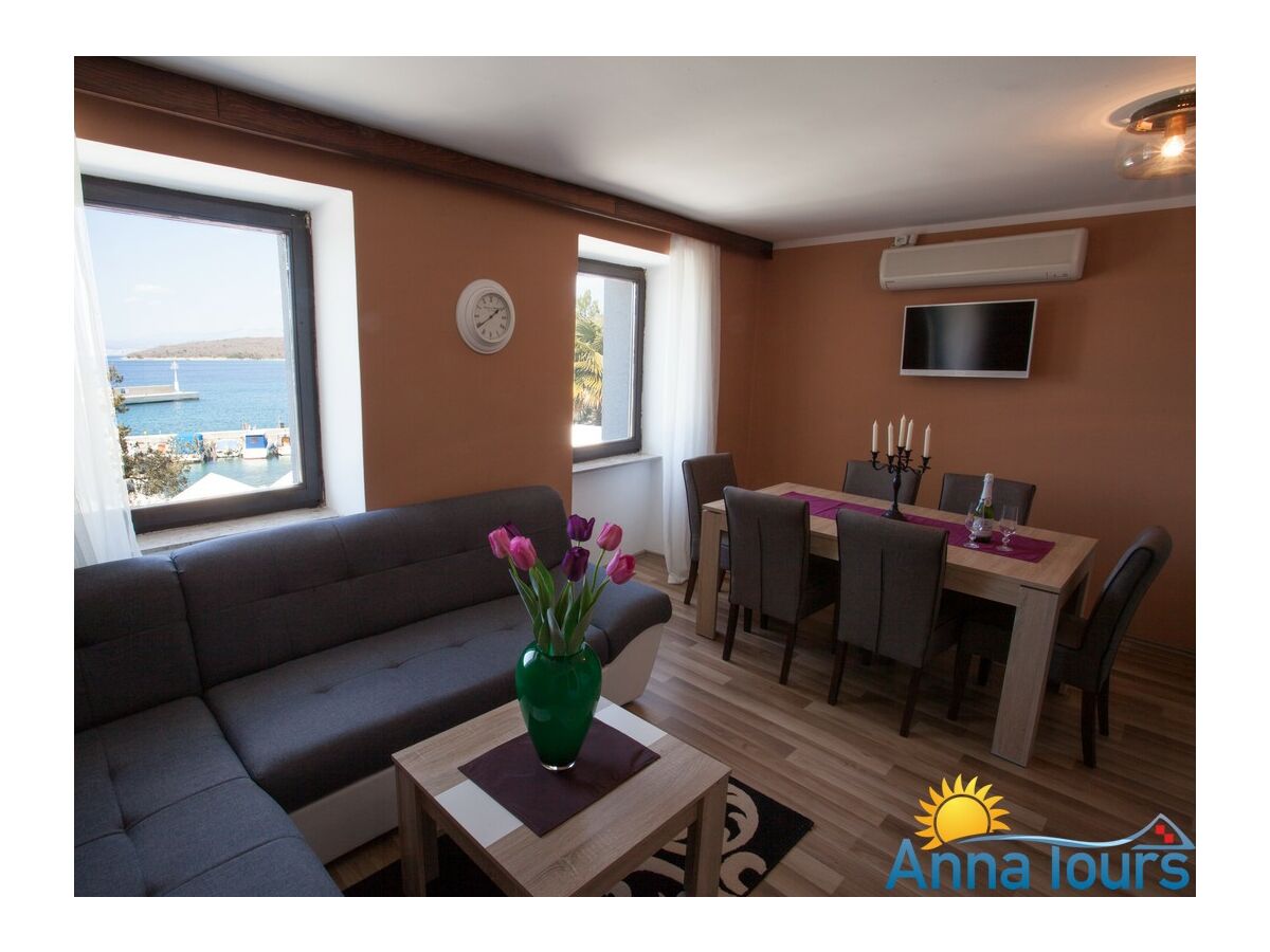 Holiday apartment Sunnyside Njivice - Features photo 4