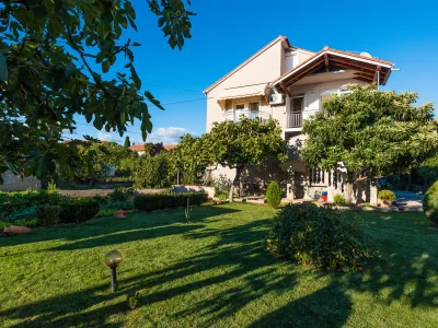 Holiday apartment Marko - Outdoor photo 6