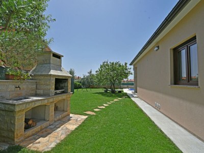 Villa Villa Natali with private pool - Outdoor photo 6