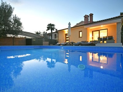 Villa Villa Natali with private pool - Outdoor photo 9