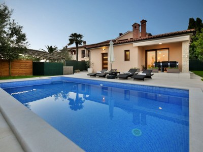 Villa Villa Natali with private pool - Outdoor photo 11