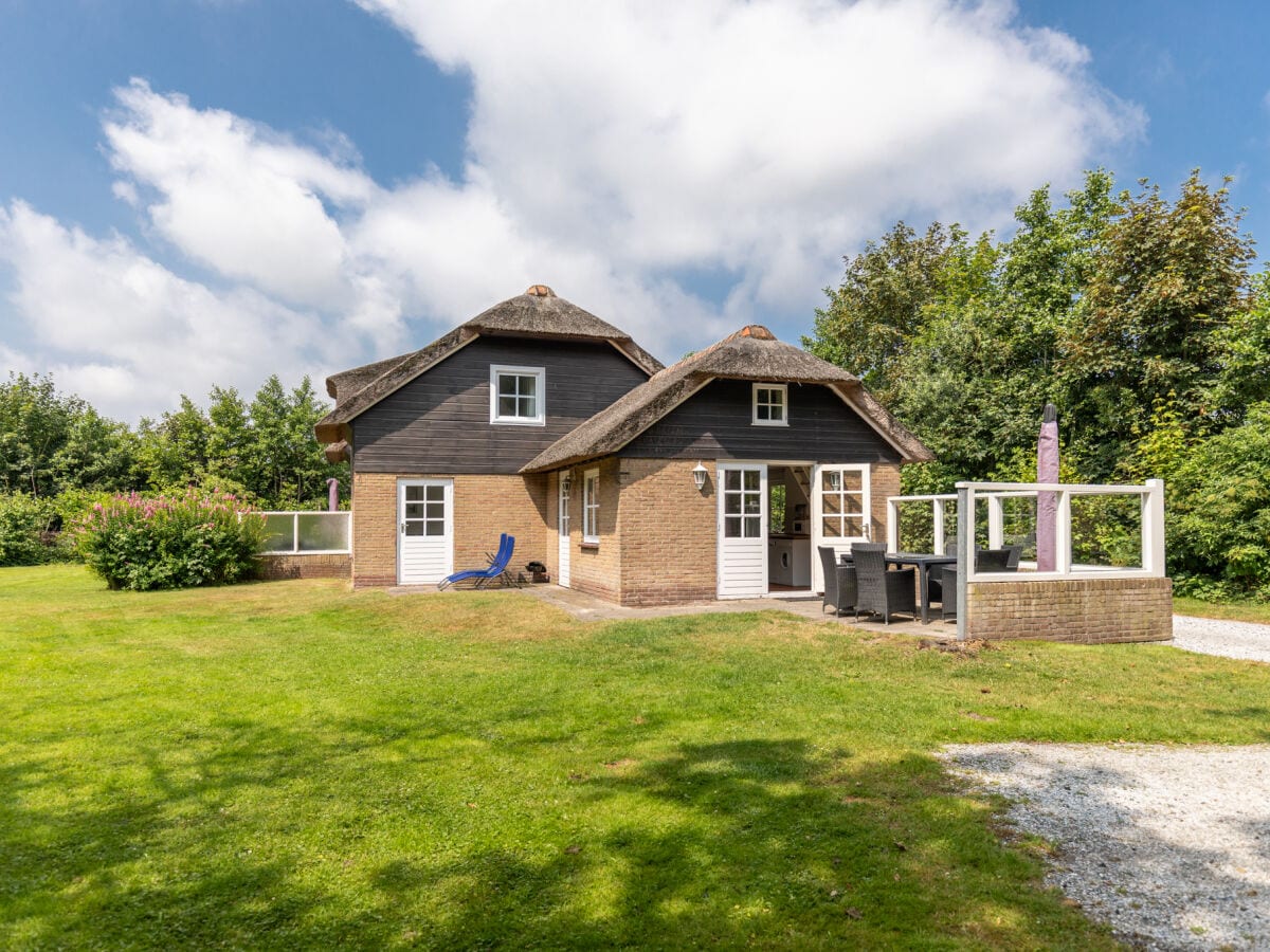 Cottage Beach - Outdoor photo 2