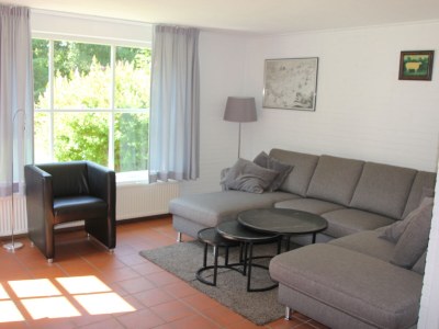 Cottage Beach - Features photo 14