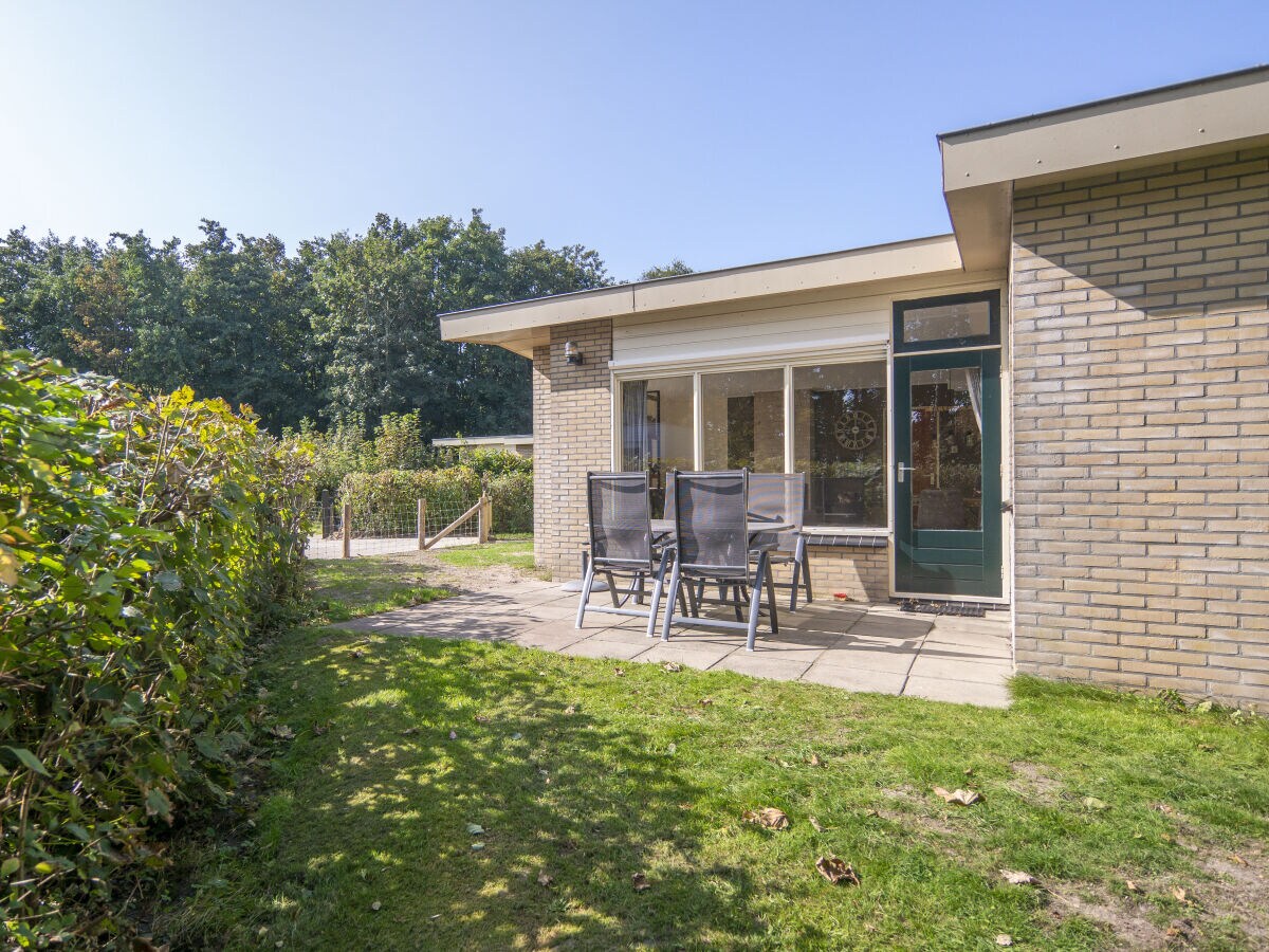 Bungalow Bosrandweg 499 - Outdoor photo 2