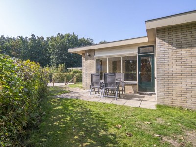 Bungalow Bosrandweg 499 - Outdoor photo 2