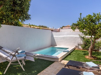 Villa Beautiful family house with pool next to sea - Outdoor photo 9