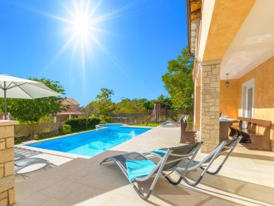 Villa Sandra with heated pool - Outdoor photo 3