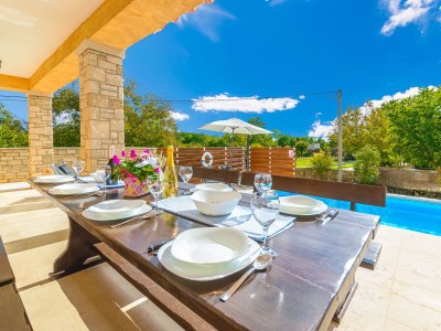 Villa Sandra with heated pool - Outdoor photo 10