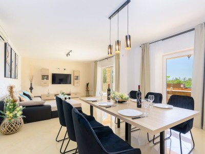 Villa Sandra with heated pool - Features photo 15