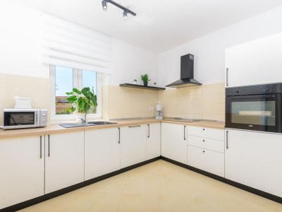 Villa Sandra with heated pool - Features photo 18