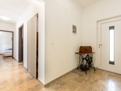 Villa Eden with private pool - Features photo 20