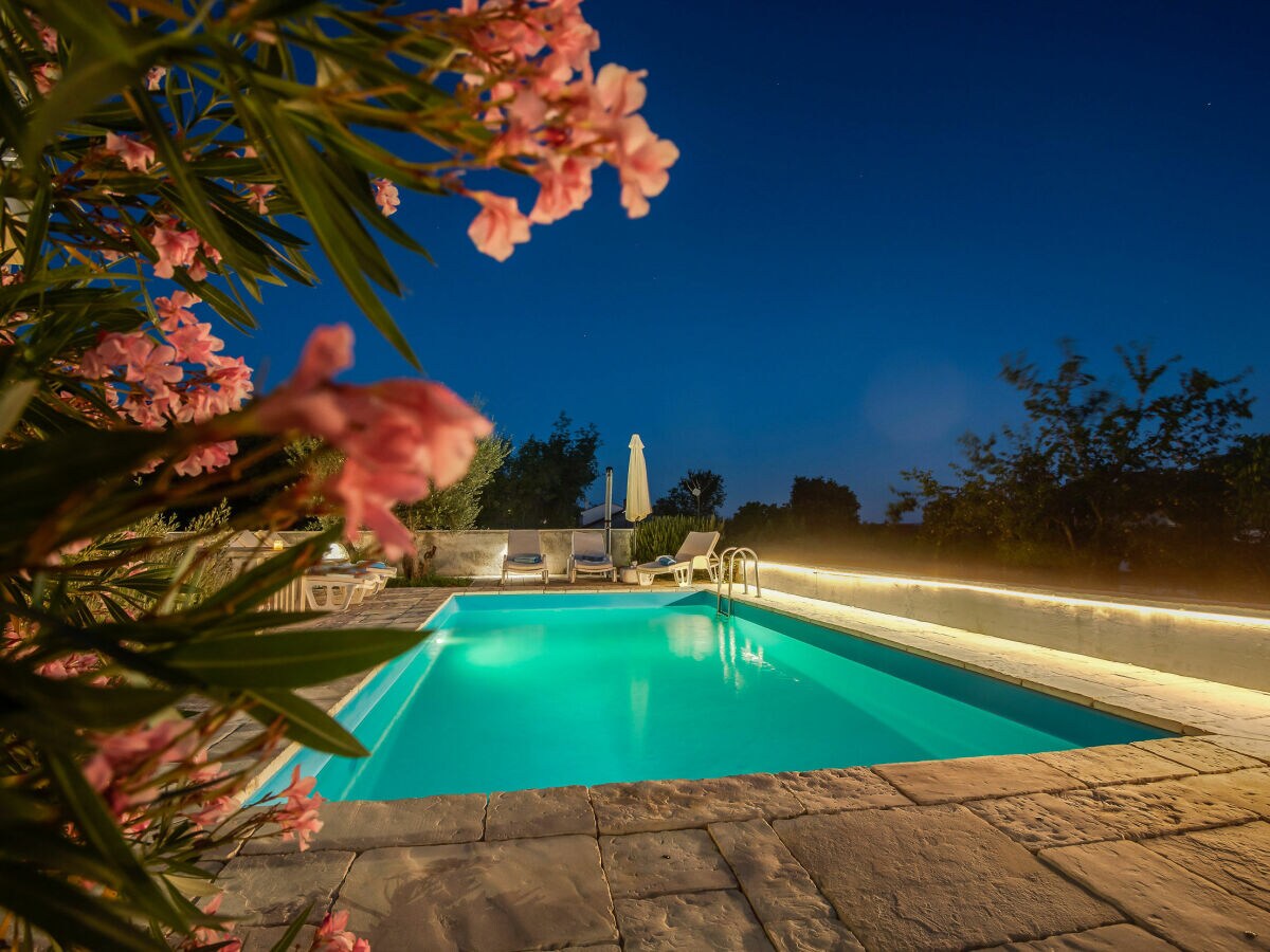 Villa Villa with Pool & Sea View - Outdoor photo 5