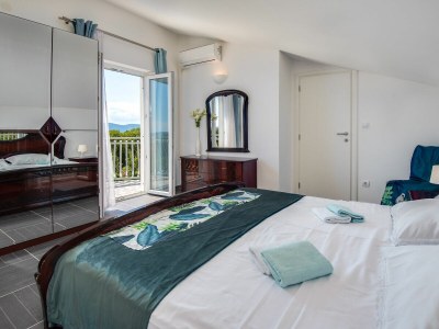 Villa Villa with Pool & Sea View - Features photo 25