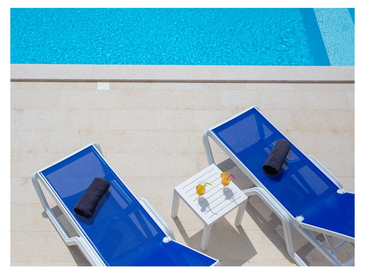 Villa Zala with heated pool - Outdoor photo 2