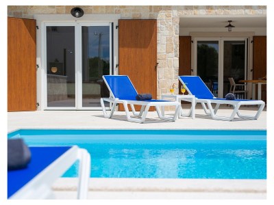 Villa Zala with heated pool - Outdoor photo 4