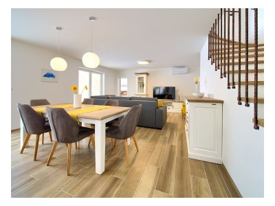 Villa Zala with heated pool - Features photo 16