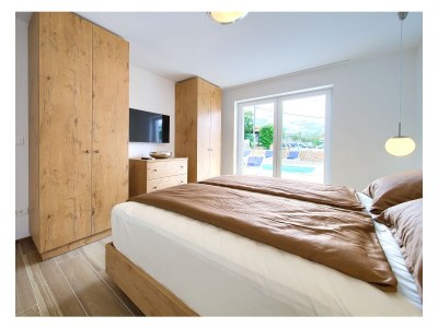 Villa Zala with heated pool - Features photo 23