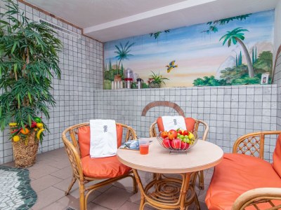 Apartment Studio Zwölfer ÜF Lang, Dusche oder Bad, WC - Outdoor photo 8