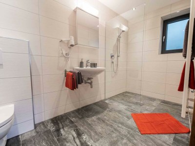Apartment Appartement/Fewo, Dusche oder Bad, WC - Features photo 9
