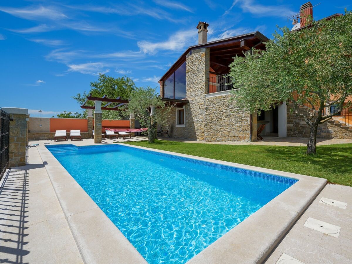 Villa Zamask with private pool - Outdoor photo 2