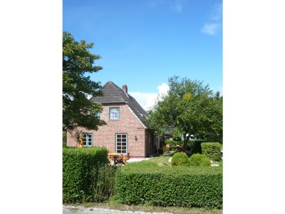 Holiday apartment "Luv" in house Smäswai 10 in Nebel - Holiday apartment